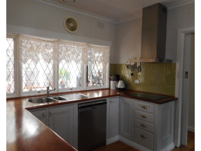 7 Martyr Road, Warburton VIC 3799