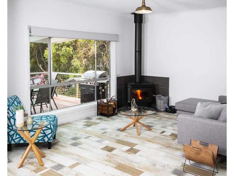 6 Ferntree Avenue, Warburton VIC 3799