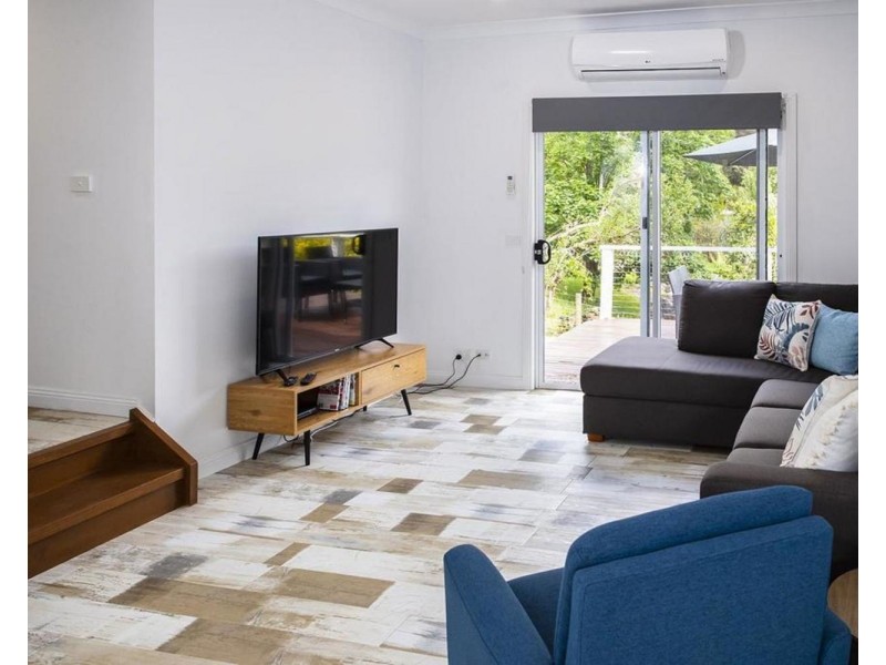 6 Ferntree Avenue, Warburton VIC 3799