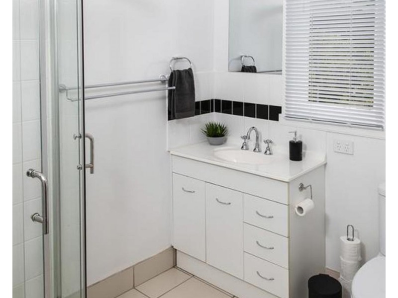 6 Ferntree Avenue, Warburton VIC 3799