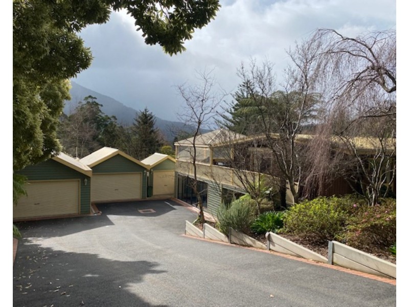 11-13 Boronia Road, Warburton VIC 3799