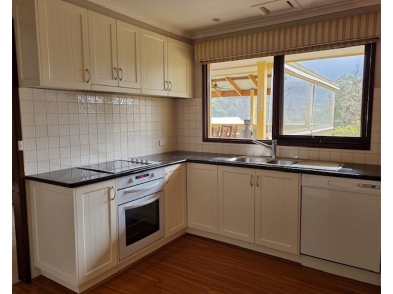 11-13 Boronia Road, Warburton VIC 3799