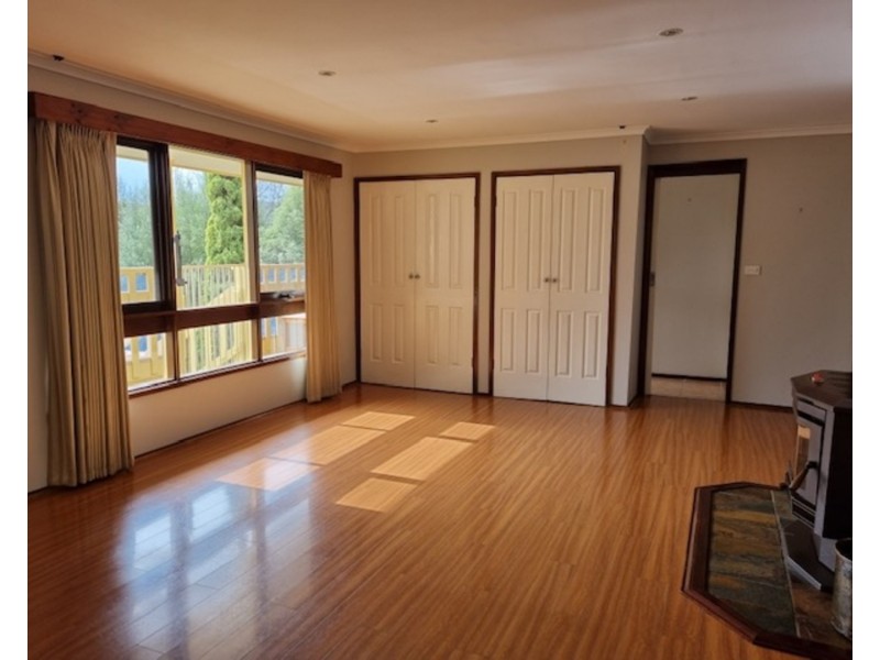 11-13 Boronia Road, Warburton VIC 3799