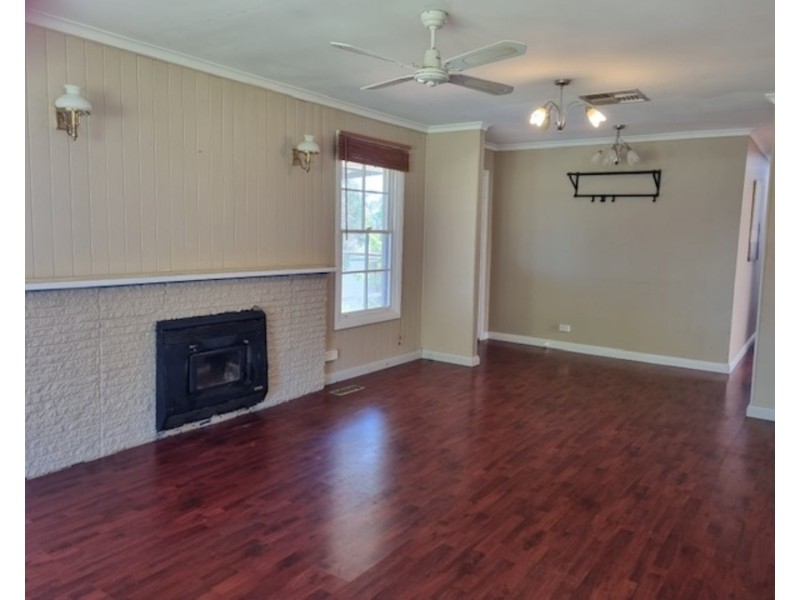 2 Williams Crescent, Woori Yallock VIC 3139