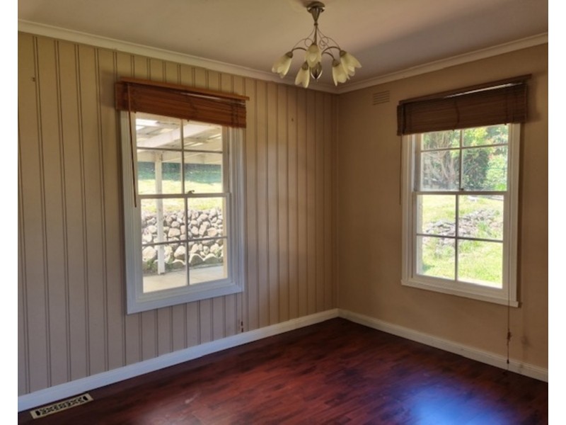 2 Williams Crescent, Woori Yallock VIC 3139