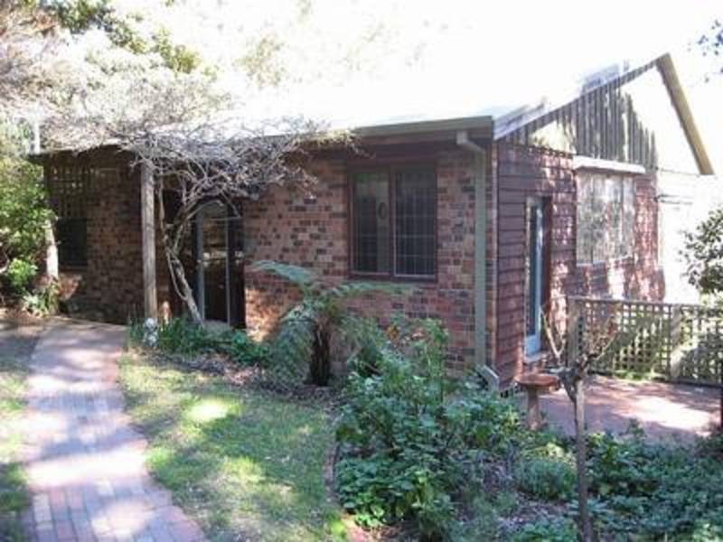 1 Glenbrook Road, Warburton VIC 3799