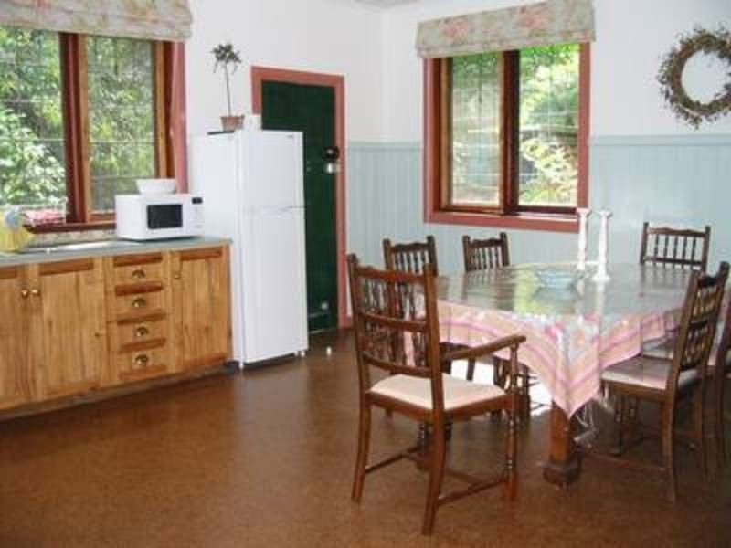 1 Glenbrook Road, Warburton VIC 3799