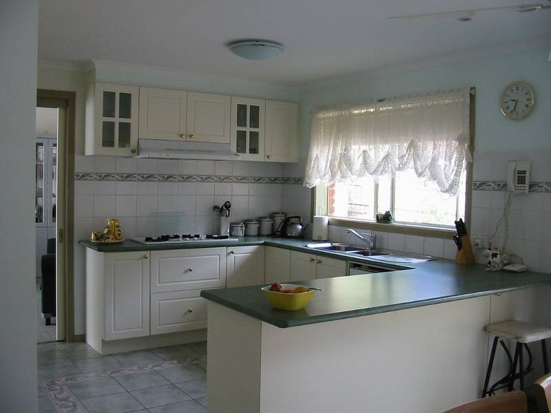 72 Braeside  Drive, Launching Place VIC 3139