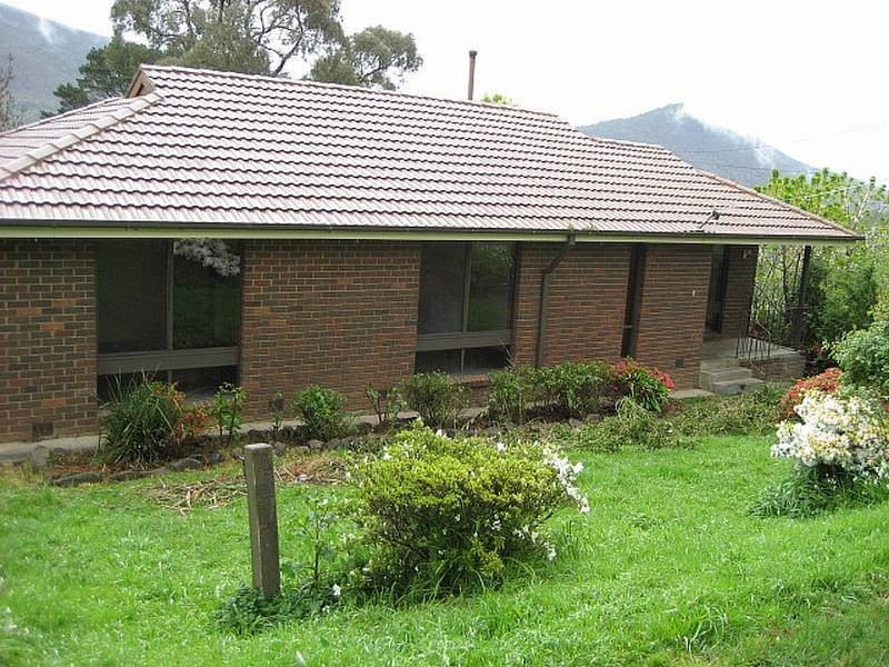 8 Anderson Avenue, Warburton VIC 3799