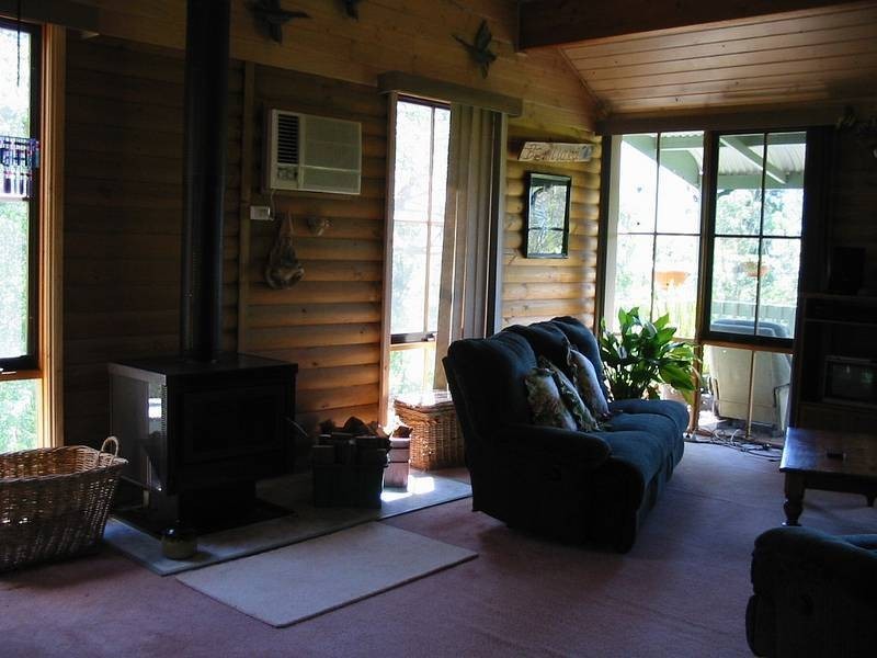 127 Barak Drive, Launching Place VIC 3139