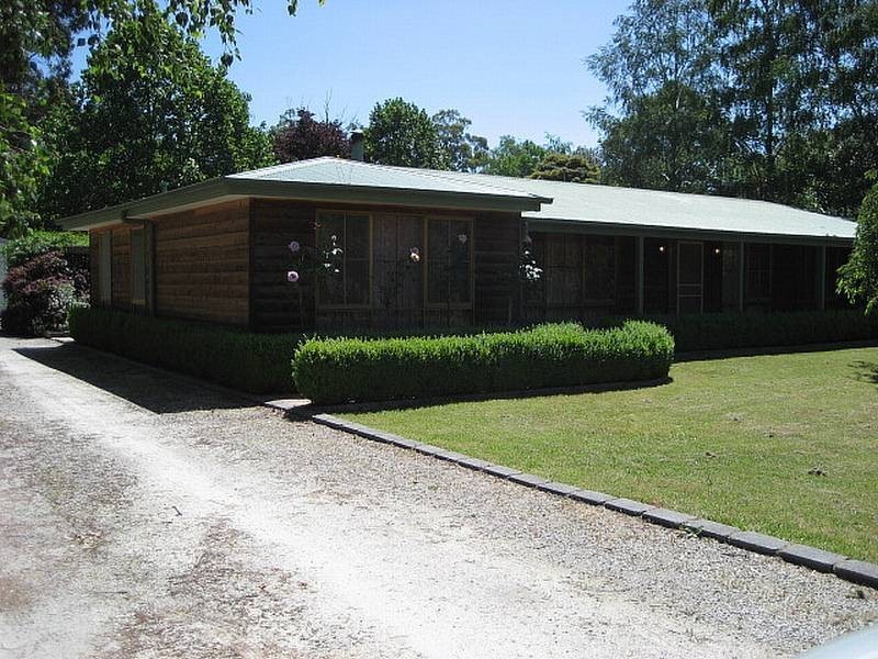 5 Rupert Road, East Warburton VIC 3799