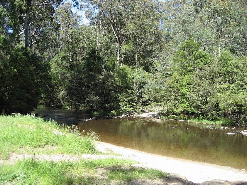 5 Rupert Road, East Warburton VIC 3799