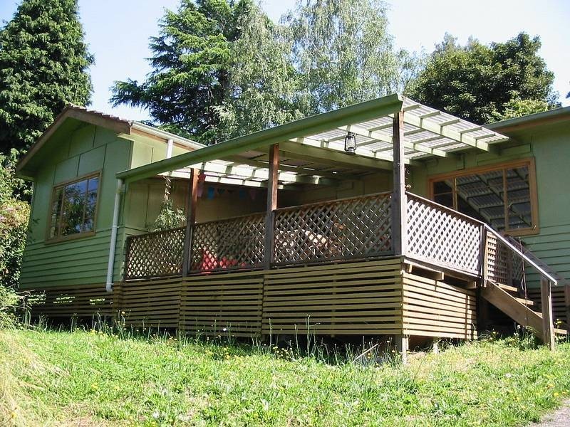 12 Brisbane Parade, Warburton VIC 3799