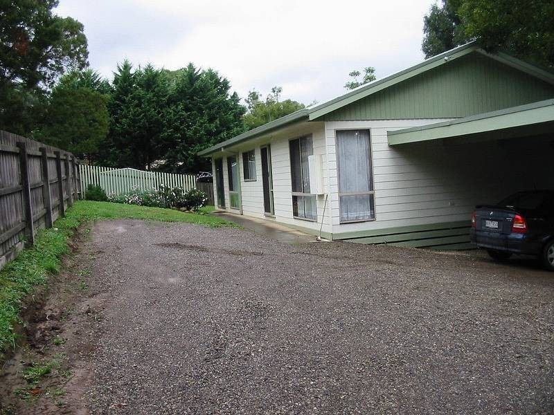 33 Mckenzie King Drive, Millgrove VIC 3799
