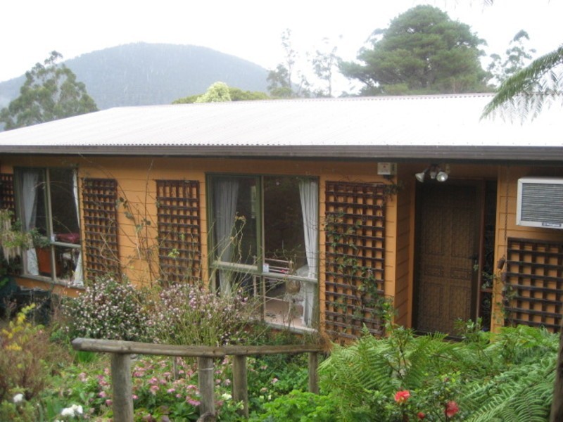 12 Kent Street, Warburton VIC 3799