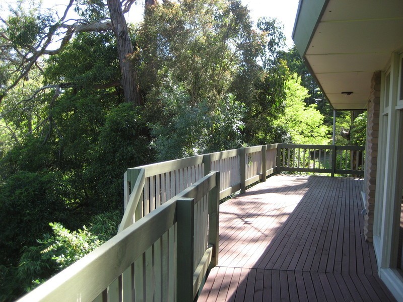 1053 Mt Dandenong Tourist Road Road, Montrose VIC 3765