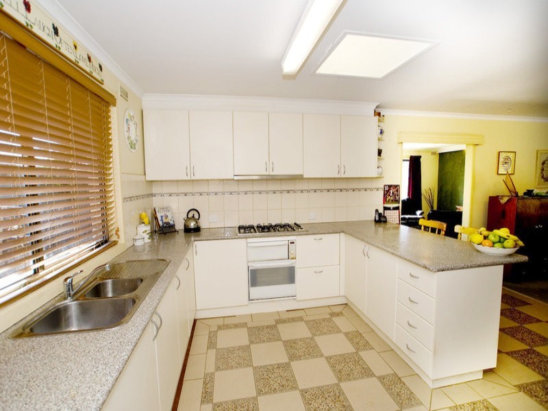 17 Grand Panorama Court, Launching Place VIC 3139