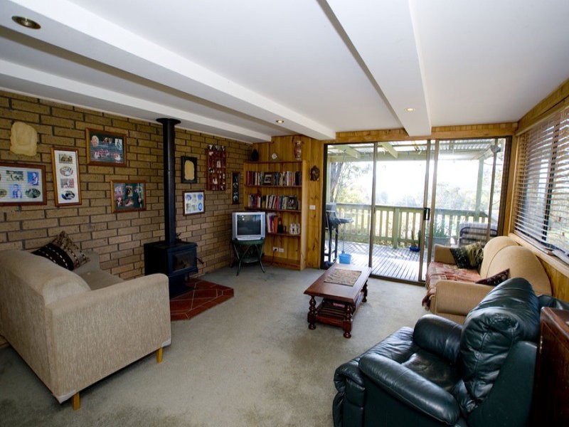 17 Grand Panorama Court, Launching Place VIC 3139