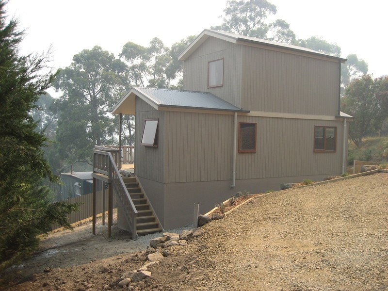 5 Redcliffs Avenue, Warburton VIC 3799