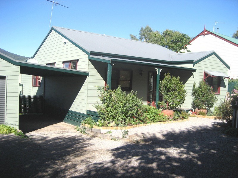 12 Comongin Avenue, Warburton VIC 3799