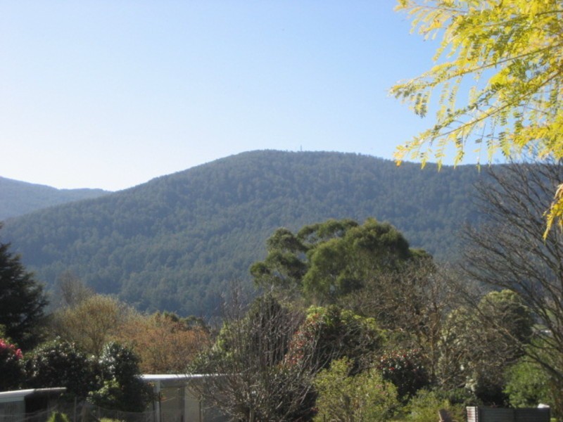 28 Old Warburton Road, Warburton VIC 3799