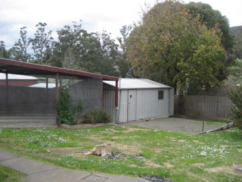 3 Pierre Court, Millgrove VIC 3799