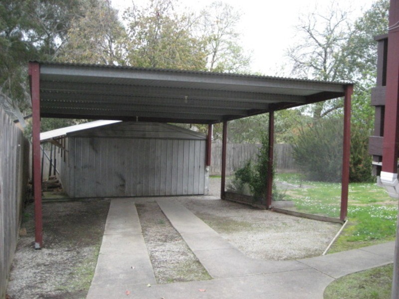 3 Pierre Court, Millgrove VIC 3799