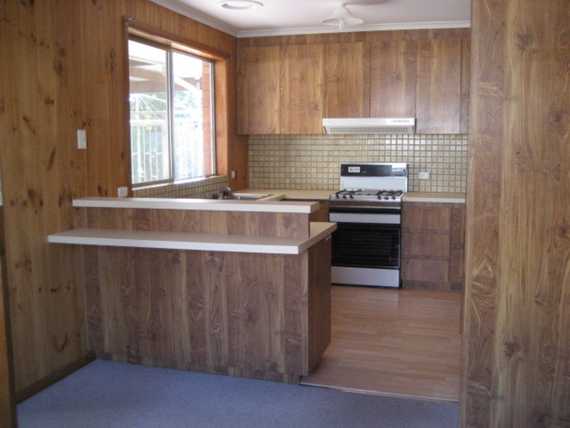 17 Wilhelma Avenue, Bayswater VIC 3153