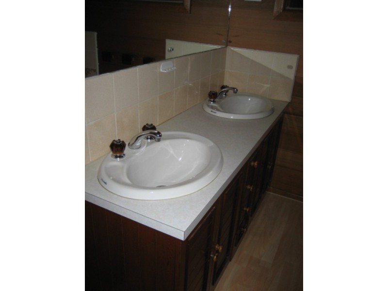 17 Wilhelma Avenue, Bayswater VIC 3153