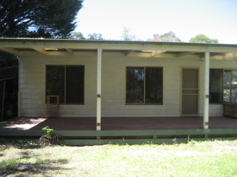 13 Timberline Road, Launching Place VIC 3139