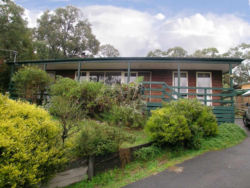 12 Douglas Parade, Yarra Junction VIC 3797