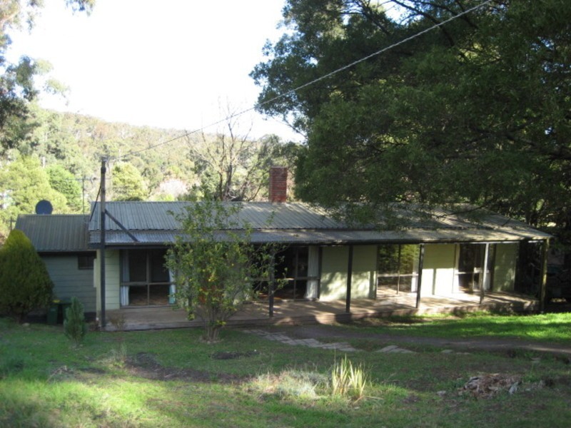 1 Adrienne Court, Millgrove VIC 3799