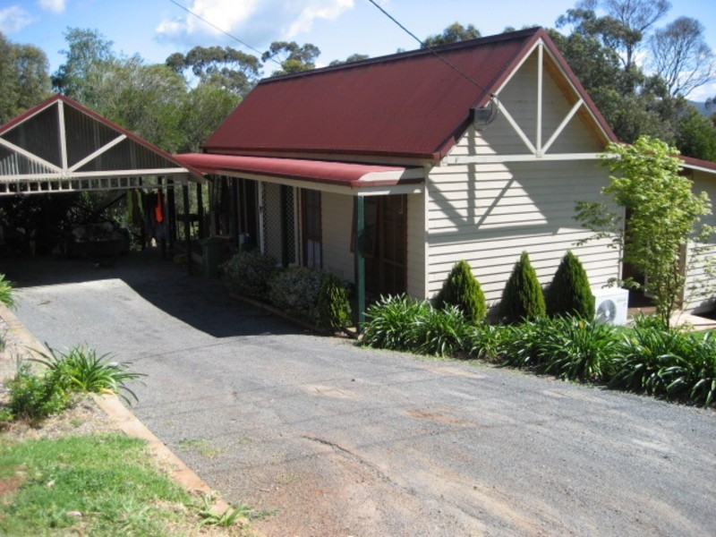 25 Allsops Road, Launching Place VIC 3139