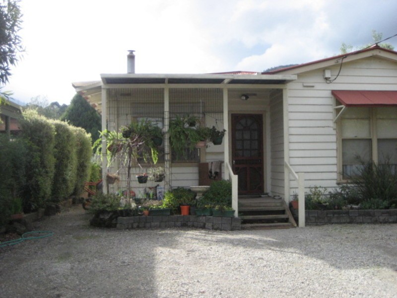 2858 Warburton Highway, Wesburn VIC 3799