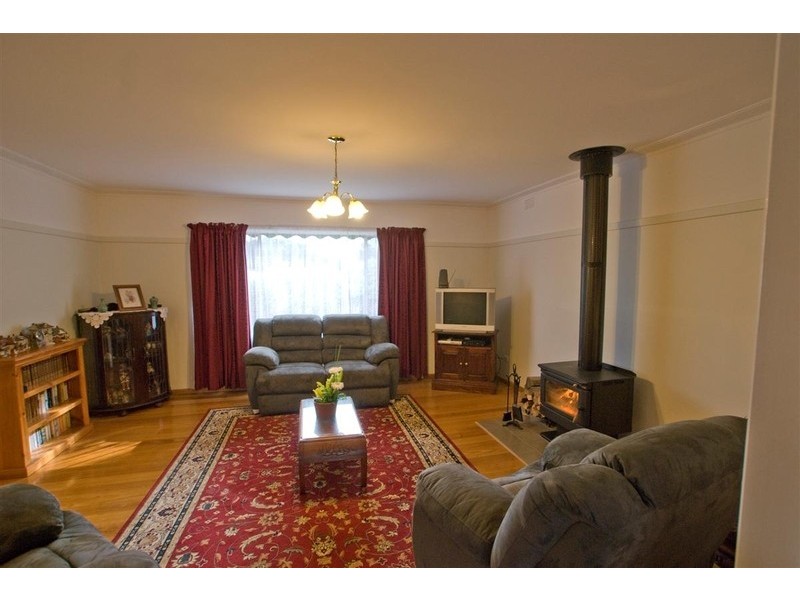 37 Surrey Road, Warburton VIC 3799