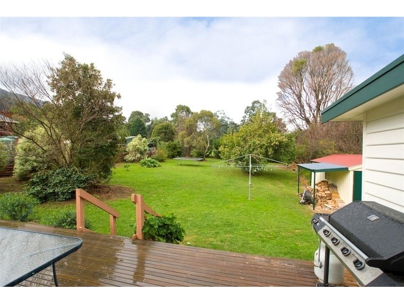 37 Surrey Road, Warburton VIC 3799