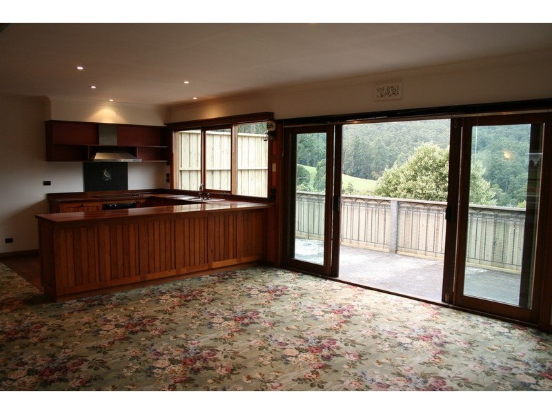 7 Ferndale Road, Warburton VIC 3799