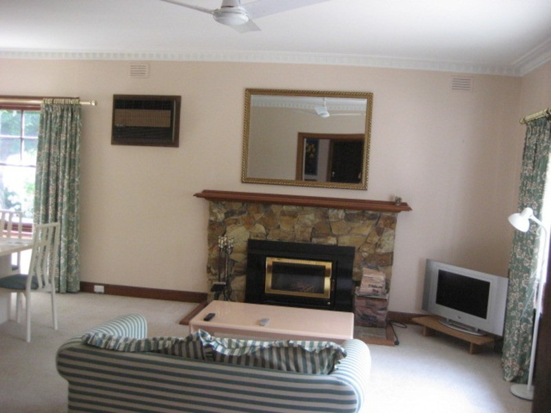 6-8 Station Road, Warburton VIC 3799