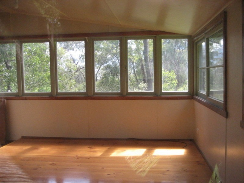 2180 Warburton Highway, Launching Place VIC 3139