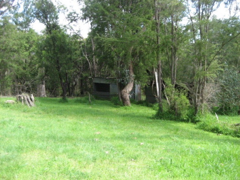 2180 Warburton Highway, Launching Place VIC 3139