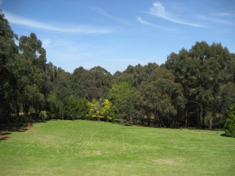 5 Glenara Road, Hoddles Creek VIC 3139