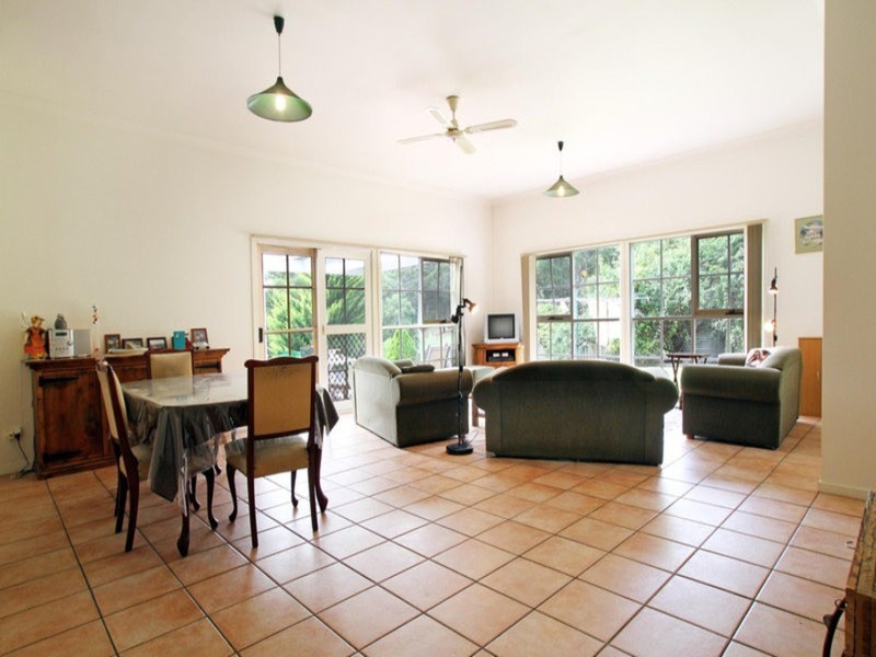 51 Gardenhill Road, Launching Place VIC 3139