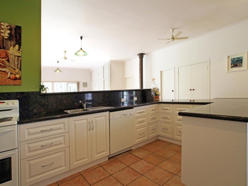 51 Gardenhill Road, Launching Place VIC 3139