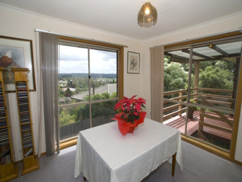 32 Eileen Grove, Woori Yallock VIC 3139