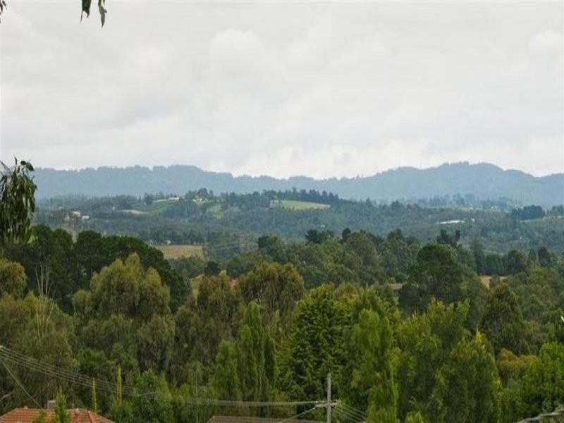 32 Eileen Grove, Woori Yallock VIC 3139