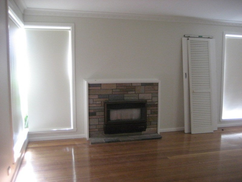 16 Broughton Avenue, Croydon VIC 3136