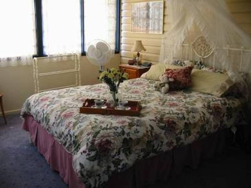 28 Old Warburton Road, Warburton VIC 3799