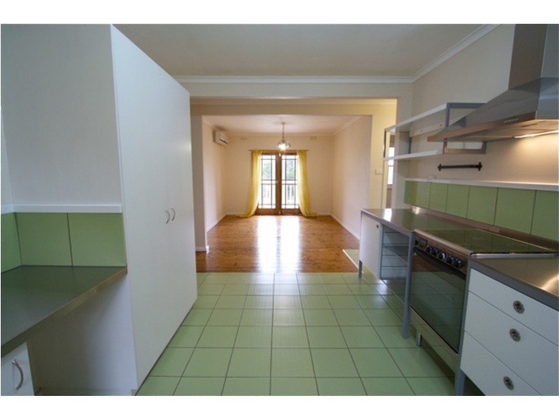 2b Louis Avenue, Warburton VIC 3799