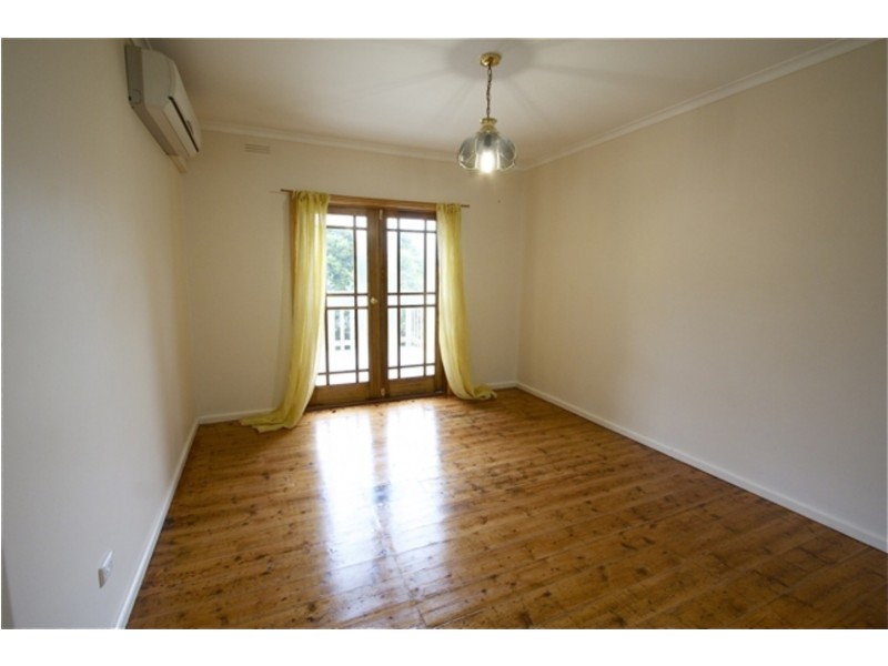 2b Louis Avenue, Warburton VIC 3799