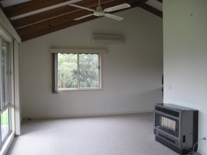 645 Gembrook Road, Hoddles Creek VIC 3139